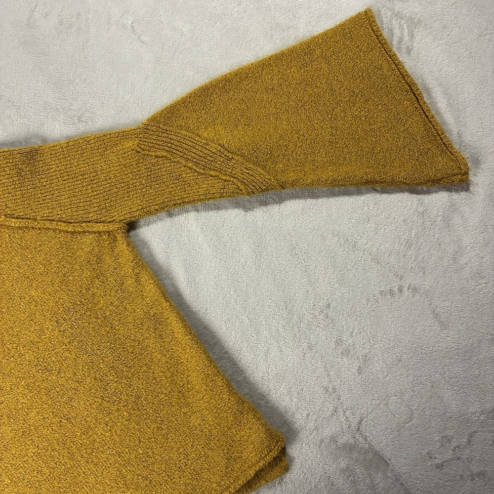 Free People Lovely Lines Pullover Bell Sleeve Sweater Yellow Women's S Boho Chic - Picture 3 of 8